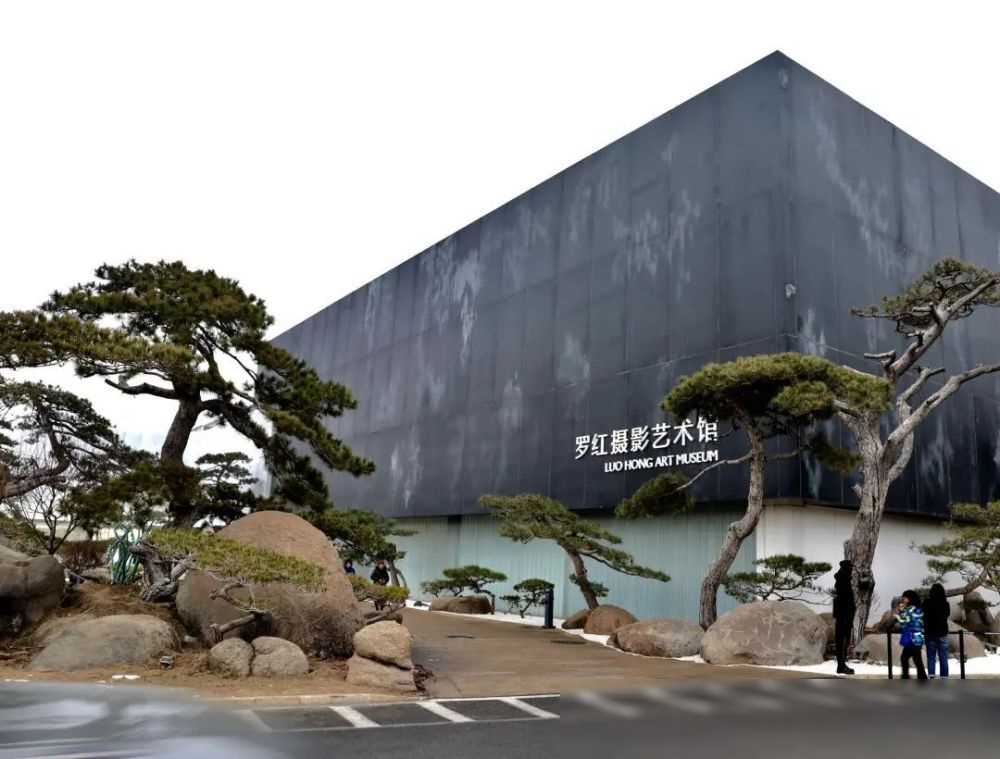 好利來回應要求員工入職前軍訓