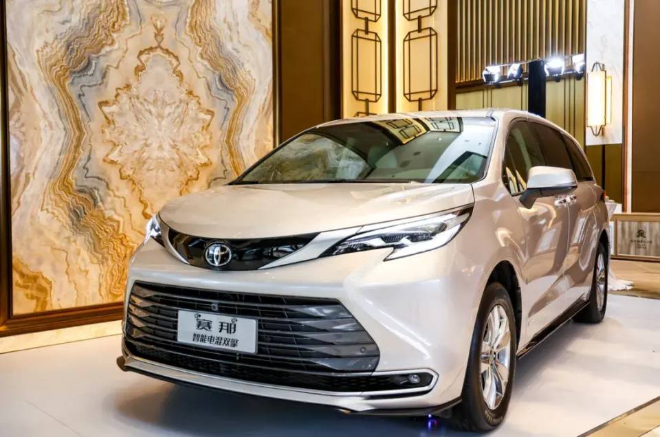 賽那,為何是家用MPV的新“燈塔”