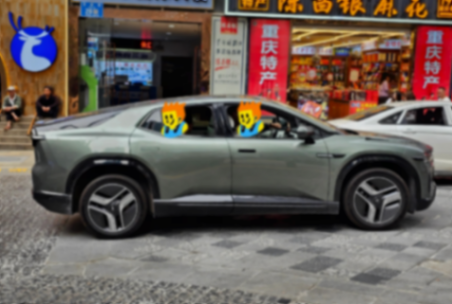 長安啟源E07街頭實拍,是SUV又是皮卡,雙電機+1000km續航