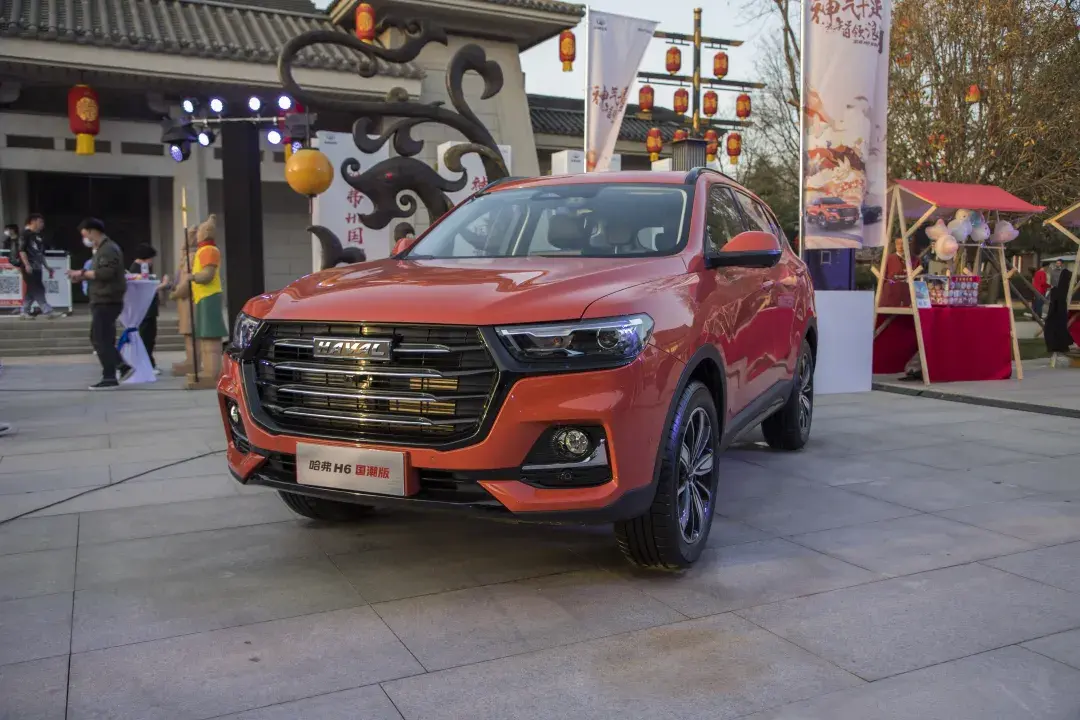 哈弗H6國潮版到底能不能買,這款車有啥優缺點,看完你就懂了