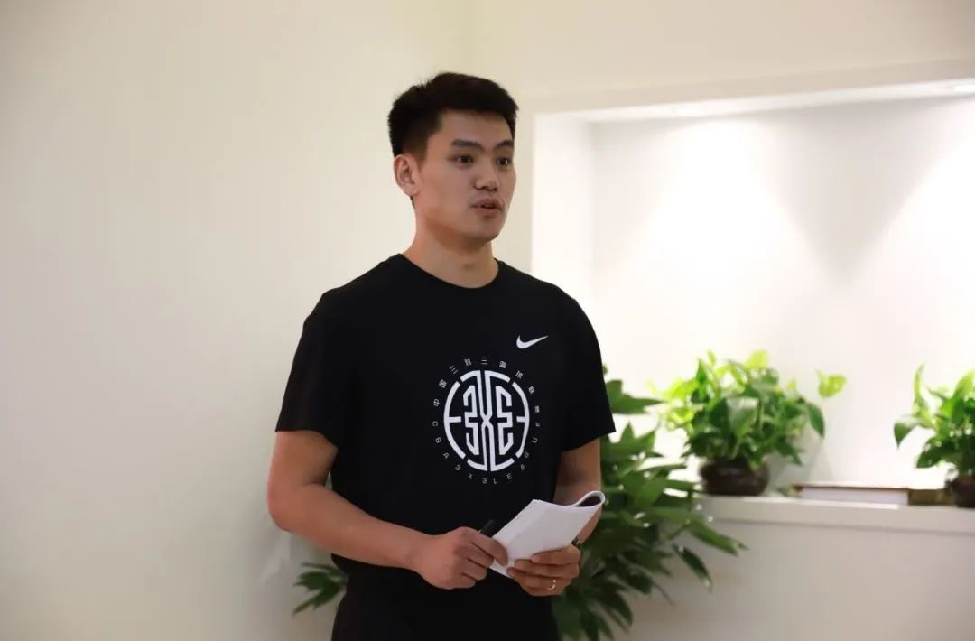 “申”動巴黎|一起認識來自上海的教練員和翻譯