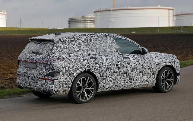 新一代奧迪Q7諜照曝光 或?qū)⑹亲詈笠淮鷥?nèi)燃機動力 2026年發(fā)布-有駕 新一代奧迪Q7諜照曝光 或?qū)⑹亲詈笠淮鷥?nèi)燃機動力 2026年發(fā)布-有駕