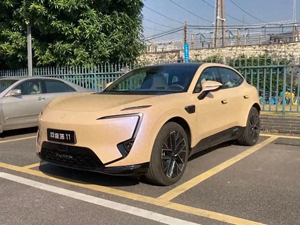 華為+三激光雷達+增程,這不比“X界”好看?