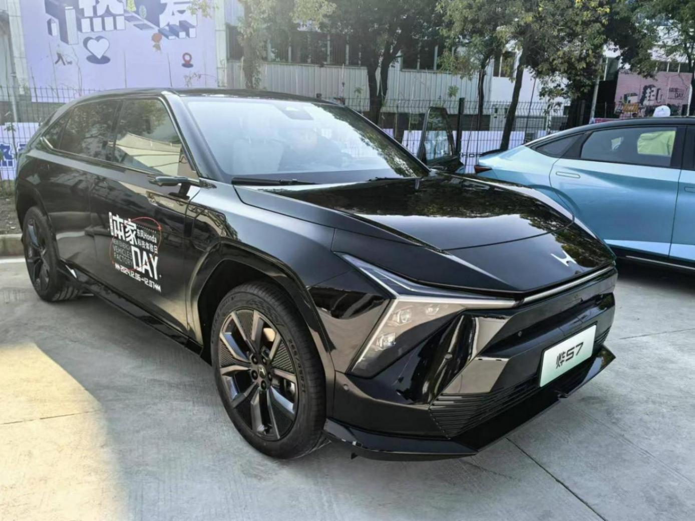 東風本田燁S7實車現身,大過Model Y+新車標,配476馬力+ADS減震