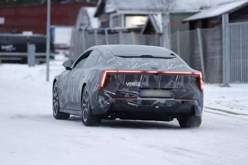 極星Polestar5轎跑測試諜照曝光 超快充技術引期待