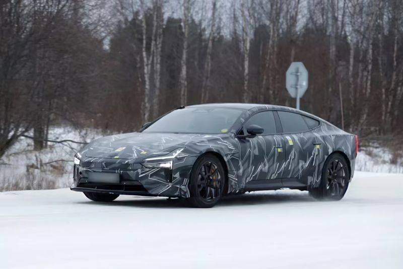 極星Polestar5轎跑測試諜照曝光 超快充技術引期待