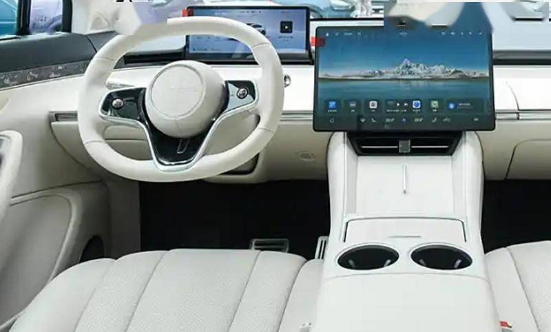 成功還是失敗?智界R7,上市兩個多月首次公布銷量11086臺