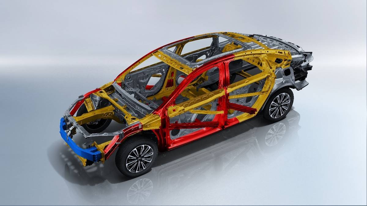 風云A8L硬核上市:全球直播碰撞測試,安全節能雙在線,9.49萬起售!