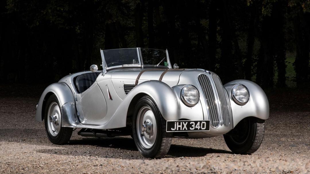 BMW駕駛樂趣:歷史傳承與未來創新的交響曲