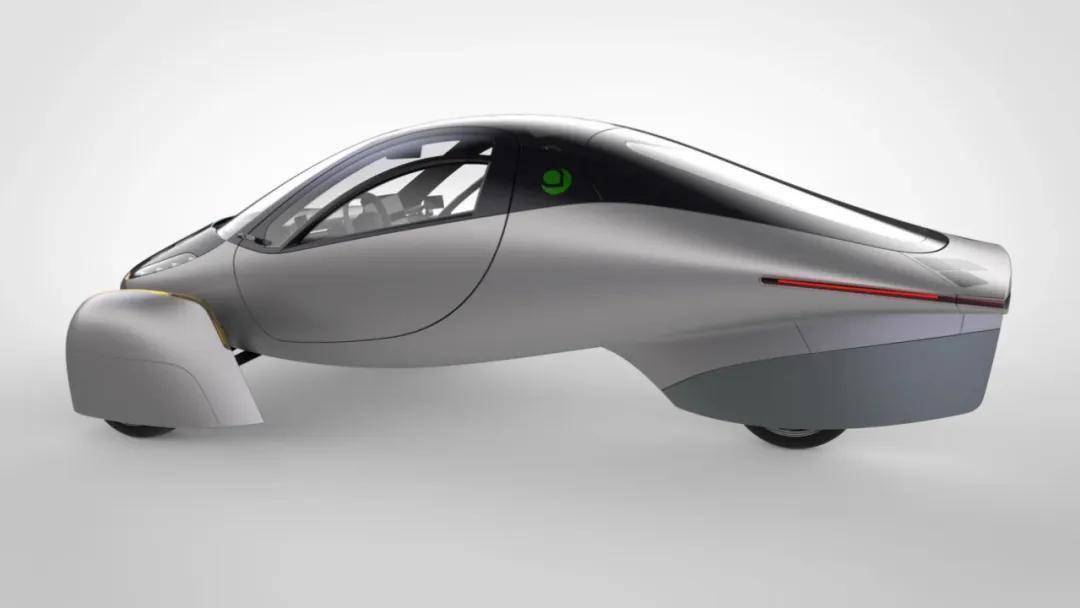 2025CES展:Aptera太陽能電動(dòng)車,靠曬太陽每天多跑64公里?