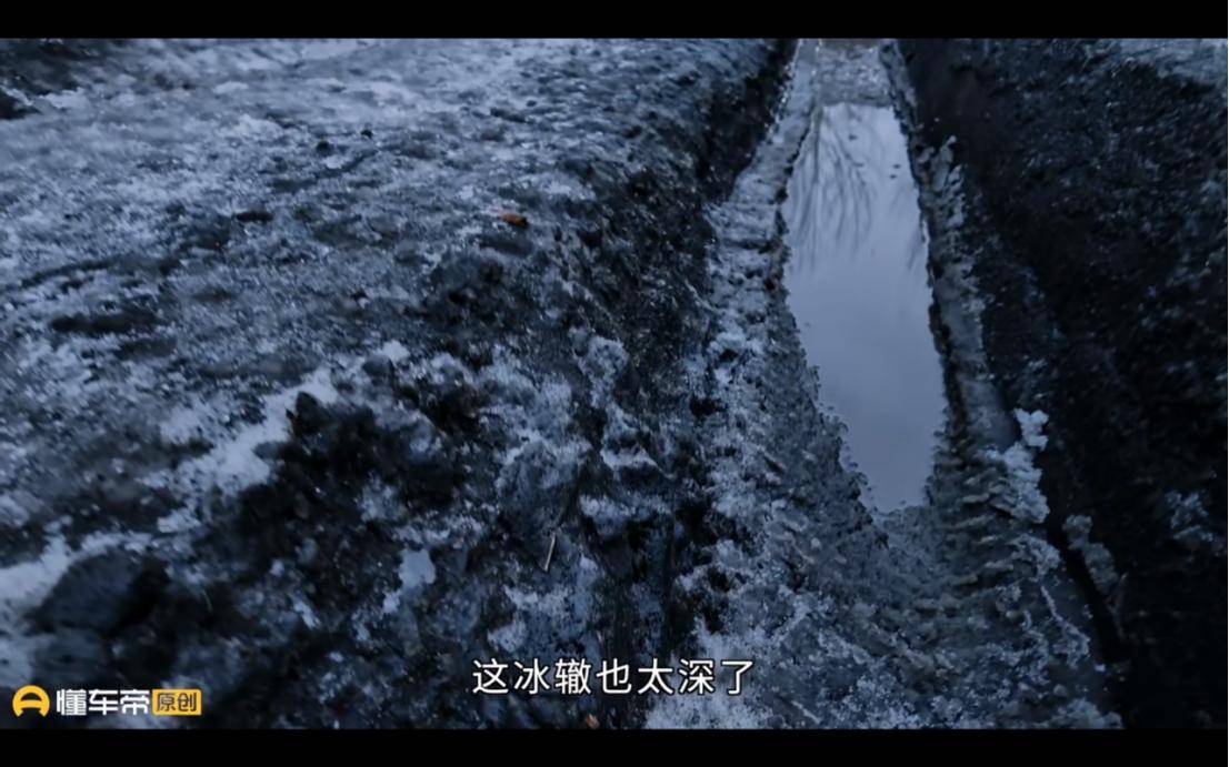 無“名”亦出挑,坦克400 Hi4-T以“戰損”之軀成功穿越道頓公路