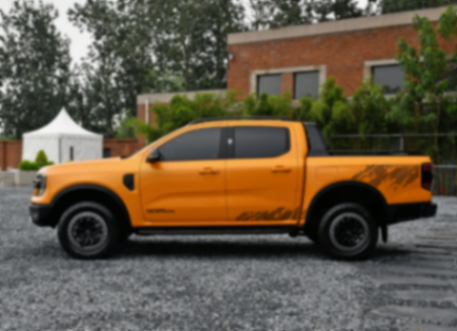 福特打造的親民皮卡,長近5米4,標配2.3T,可惜名氣不如長城炮