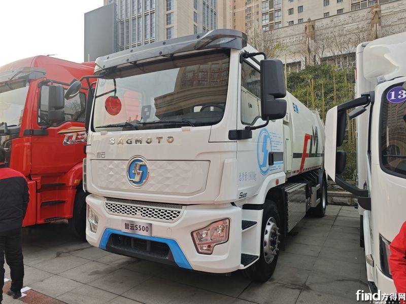 陜汽商用車2025合作伙伴大會 全系產品亮相!超30款展車搶先看! 5