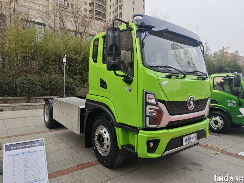 陜汽商用車2025合作伙伴大會 全系產品亮相!超30款展車搶先看! 26