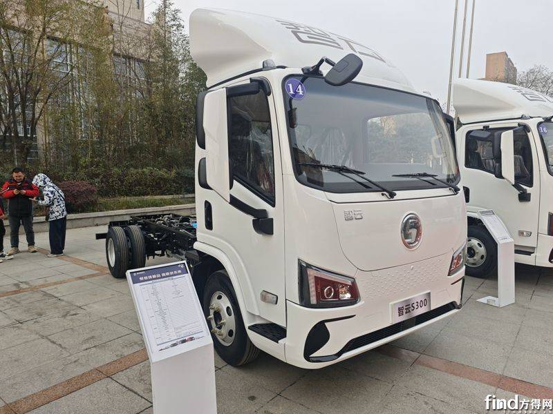 陜汽商用車2025合作伙伴大會 全系產品亮相!超30款展車搶先看! 30
