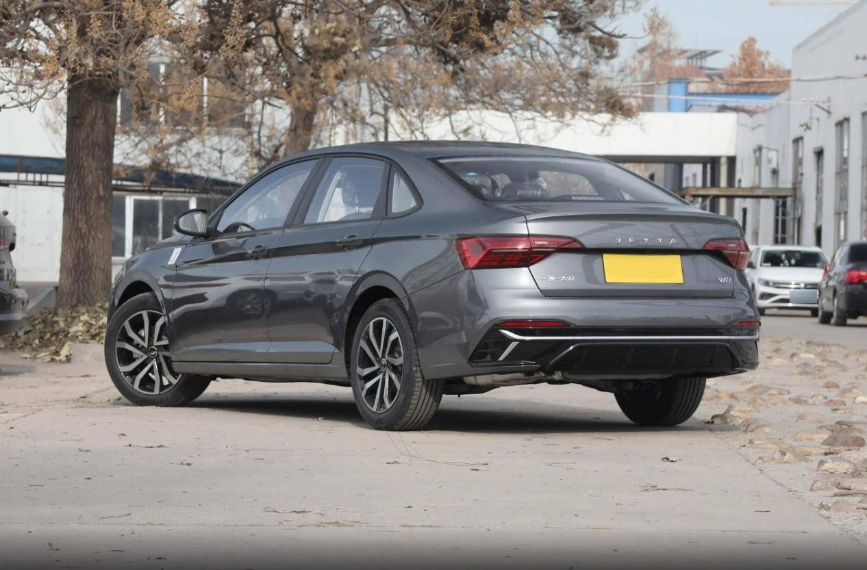 “換殼版”的大眾速騰!不到10萬起,軸距超2米7,捷達VA7挺香