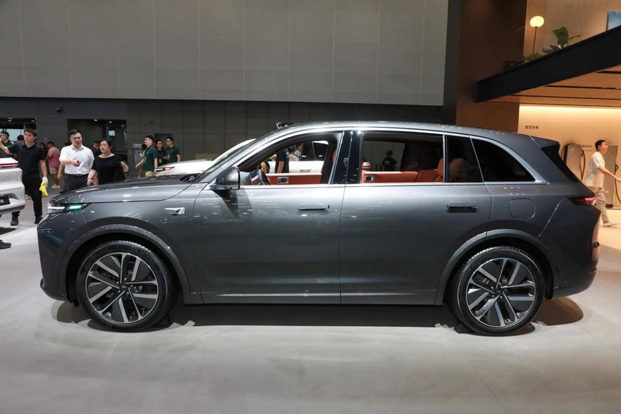 智駕汽車第一梯隊有哪些品牌?誰的進步最快?