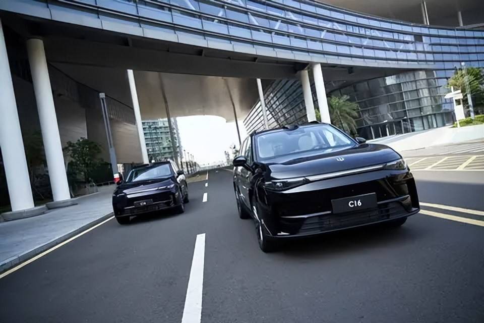 想要長續航、大空間、好配置,除了理想L8、唐還有啥可以選?