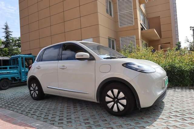 買車需謹慎,四季度轎車投訴銷量比排行出爐:小米SU7第一