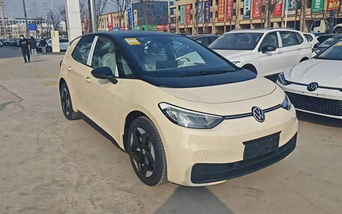 新款大眾ID.3來了!換磷酸鐵鋰電池、售價或下調,又能大賣?