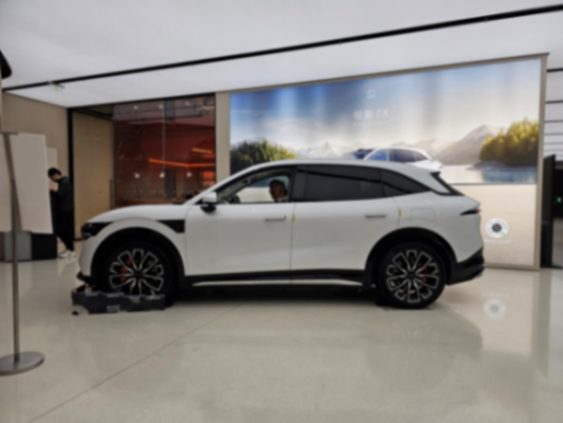 在樂道L60車主眼里,極氪7X有點(diǎn)過于正經(jīng)了?