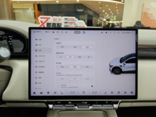 在樂道L60車主眼里,極氪7X有點(diǎn)過于正經(jīng)了?