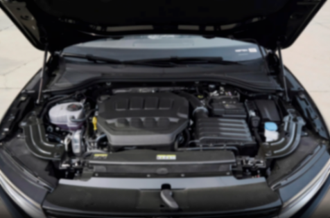 20萬預(yù)算買合資中型車,凱美瑞和邁騰,誰才是家用首選?