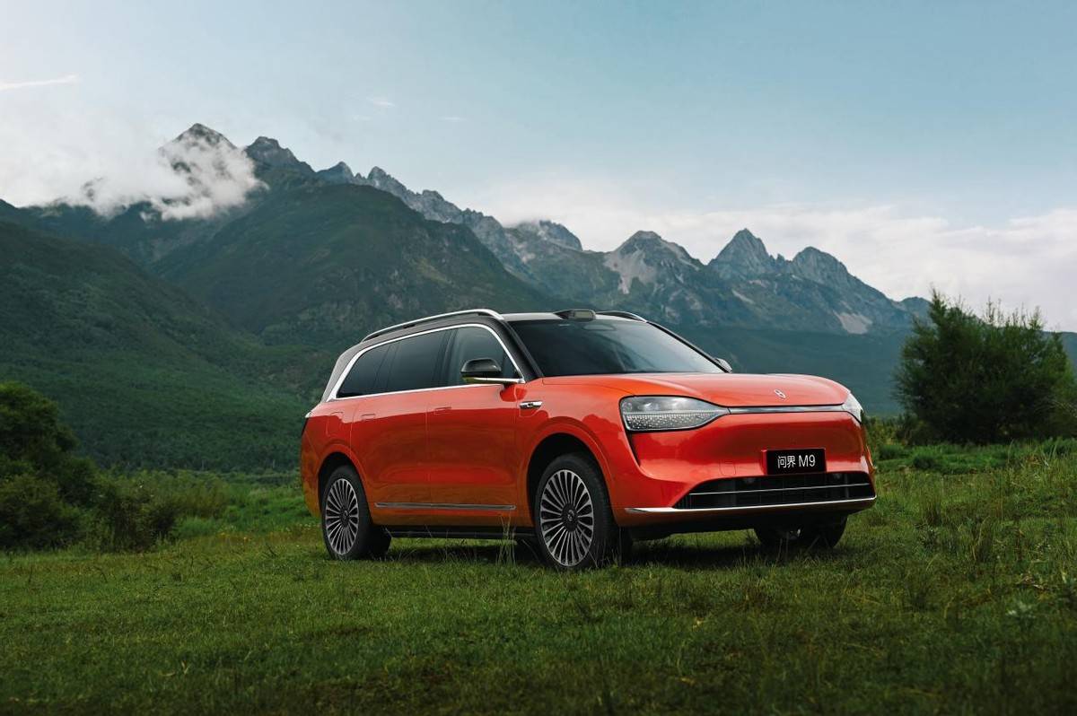 問界“春節檔”捷報頻傳:1月交付超2萬,雙車登頂銷量榜單