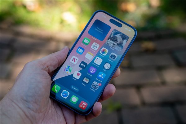 曝iPhone 17 Pro采用拼接材質:蘋果史上變化最大的手機