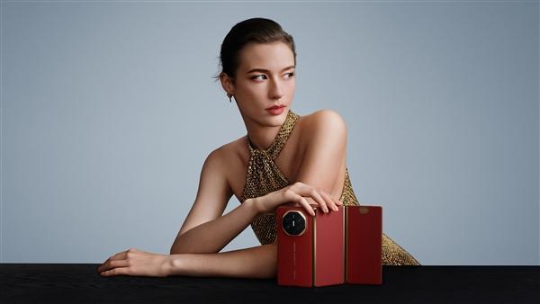 領先蘋果iPhone 17 Air!華為Mate XTs三折疊將國內首發eSIM