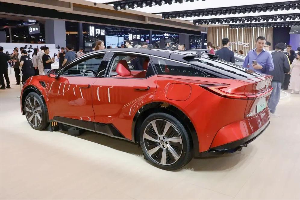 價(jià)格戰(zhàn)還未結(jié)束,豐田又出新花樣!