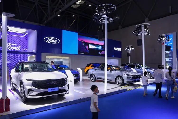 南北福特合并前夜：明線搞生態，暗線治內耗，陳曉波整頓300家門店