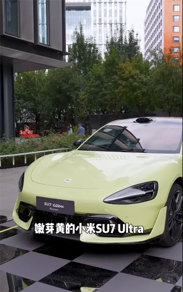 首屆小米員工車展開展：F1賽車、AE86等亮相