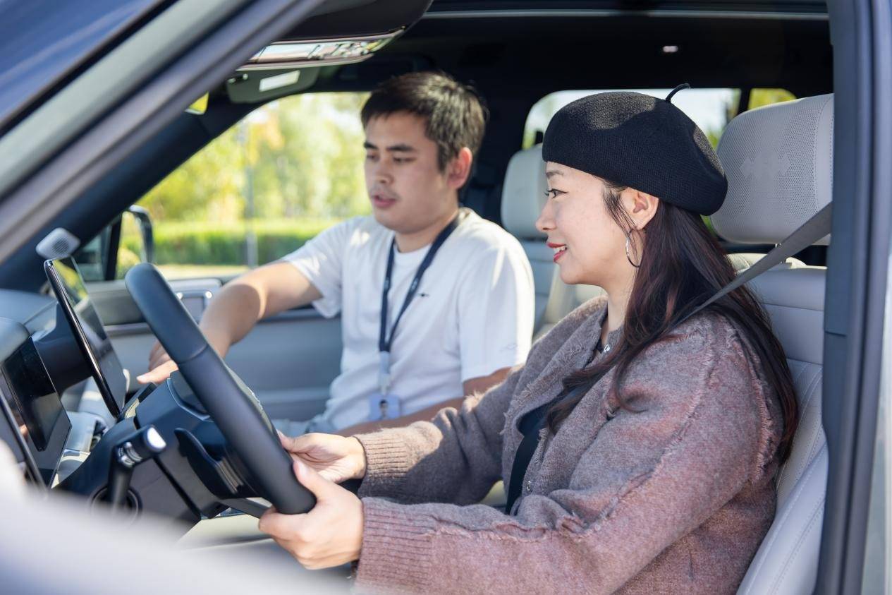 方程豹鈦7集中交付石家莊首批車主